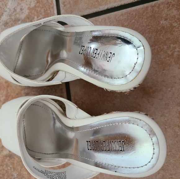 White Platform Sandal - Picture 4 of 7